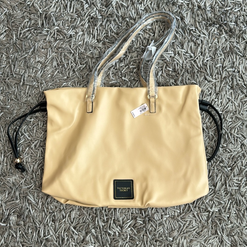 Victoria’s Secret tote bag